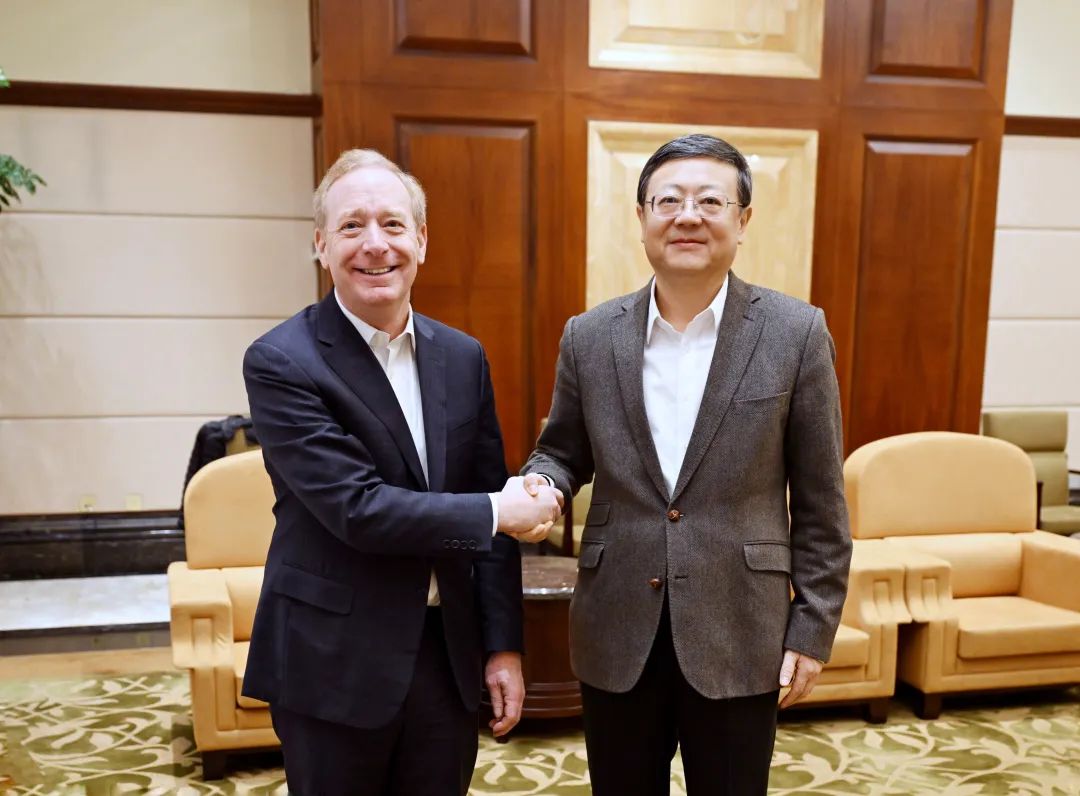 上海市委书记陈吉宁会见美国微软公司总裁兼副主席施博德-公闻财经